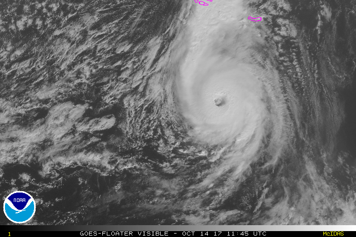 Imagen de satélite del huracán Ophelia